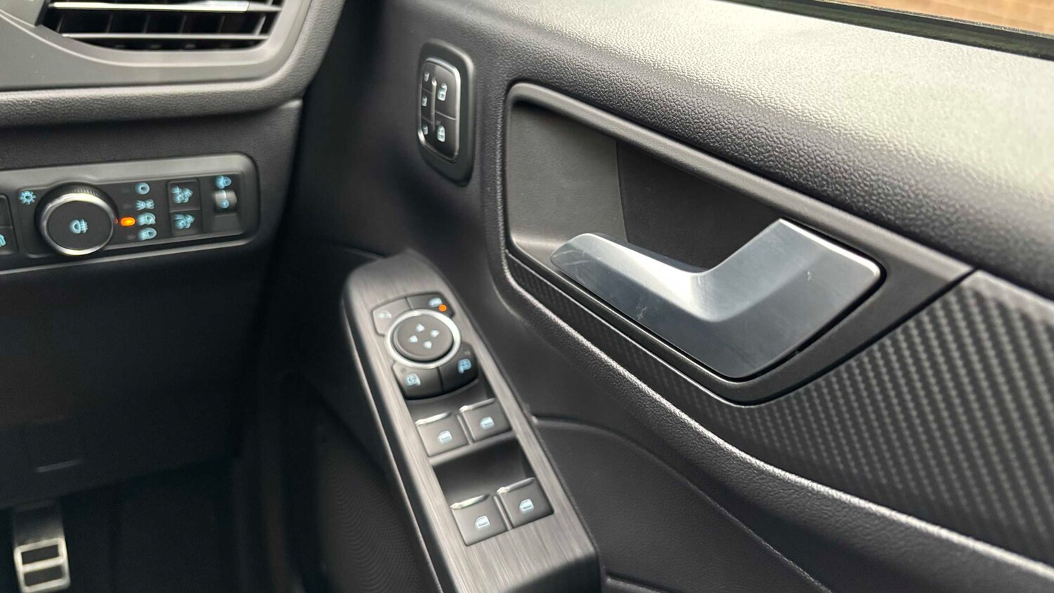 Used Ford Kuga 2024 for sale - 76390718: Photo 18