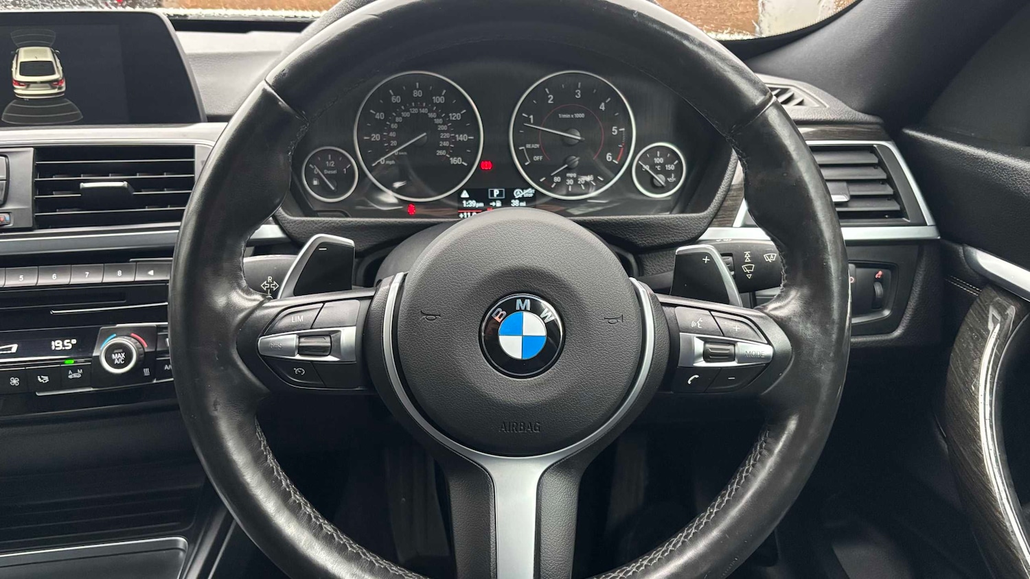 Used BMW 3 Series 2017 for sale - 76564564: Photo 13