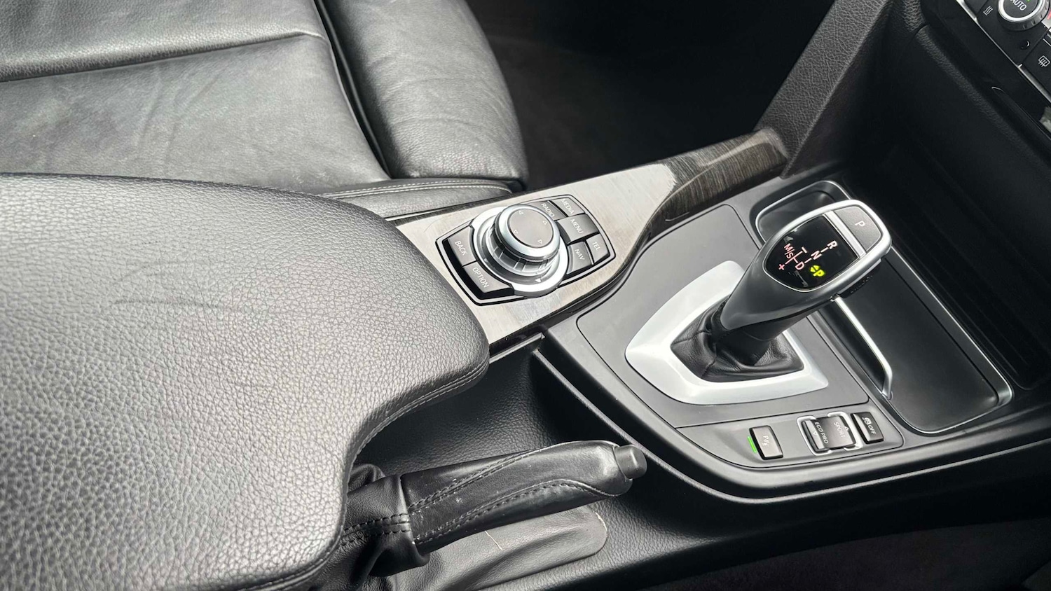 Used BMW 3 Series 2017 for sale - 76564564: Photo 16