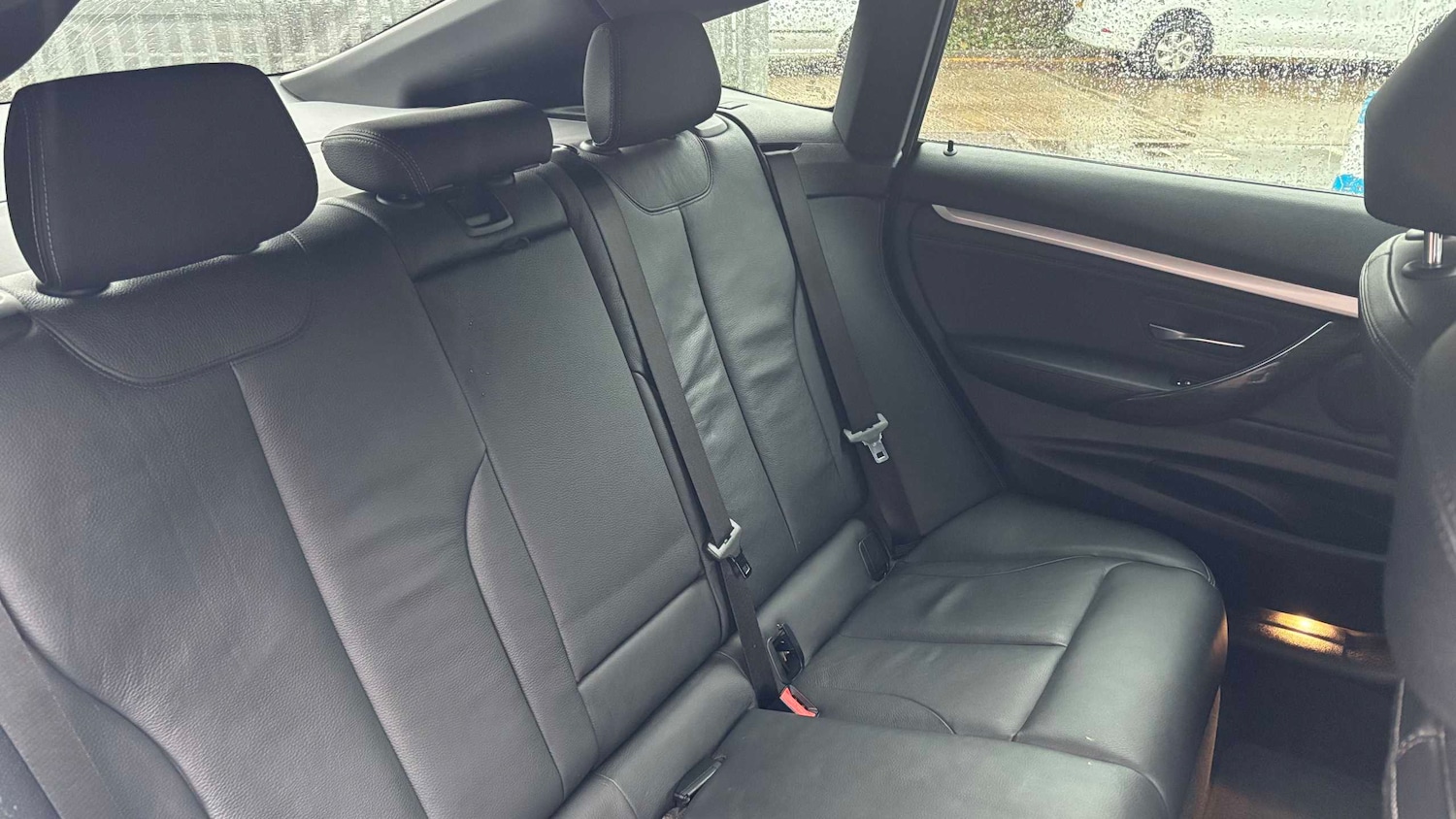 Used BMW 3 Series 2017 for sale - 76564564: Photo 17