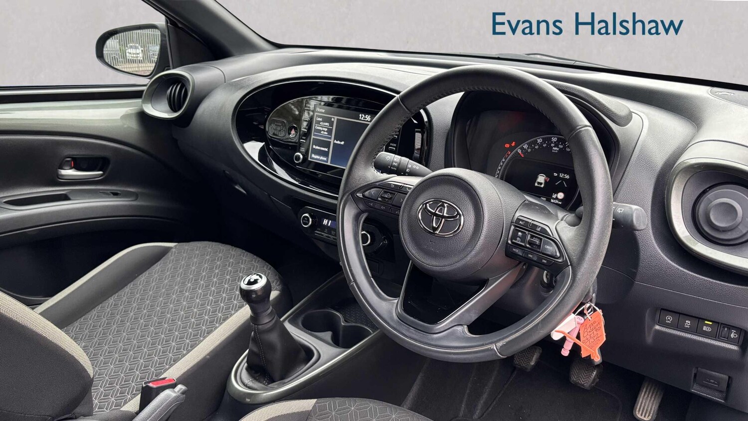 Used Toyota Aygo X 2022 for sale - 76875659: Photo 11