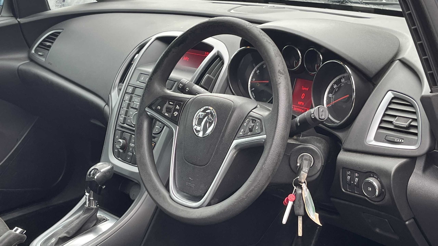 Used Vauxhall Astra 2013 for sale - 76192098: Photo 3