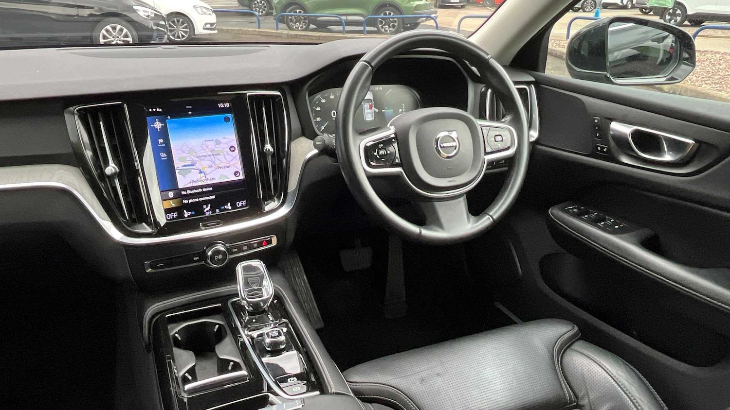 Used Volvo V60 2021 for sale - 75672952: Photo 16