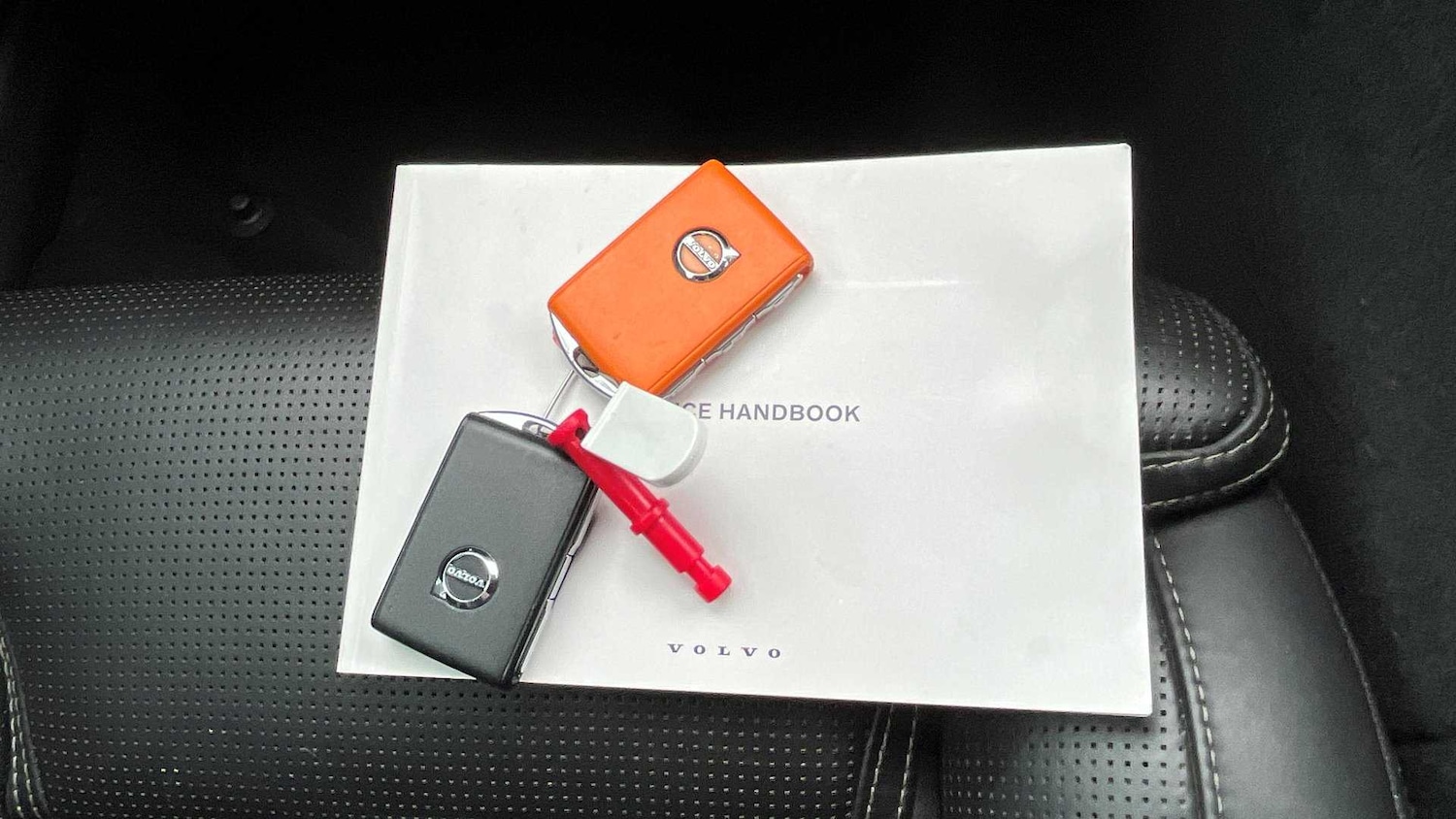 Used Volvo V60 2021 for sale - 75672952: Photo 28