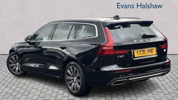 Used Volvo V60 2021 for sale - 75672952: Photo 4