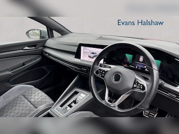 Used Volkswagen Golf 2021 for sale - 77859626: Photo