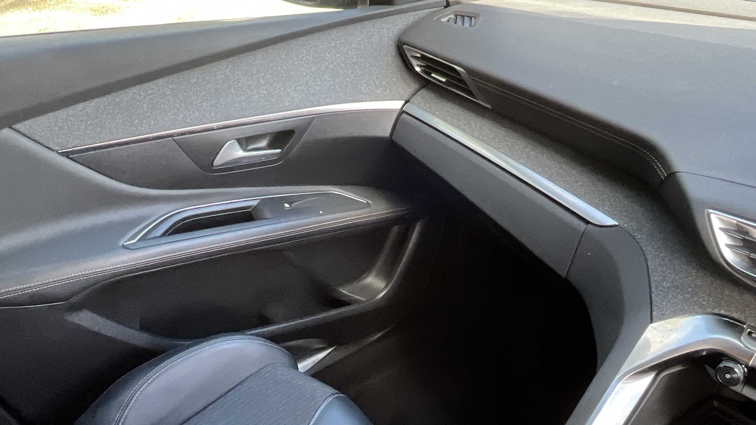 Used Peugeot 3008 2019 for sale - 75785034: Photo 27