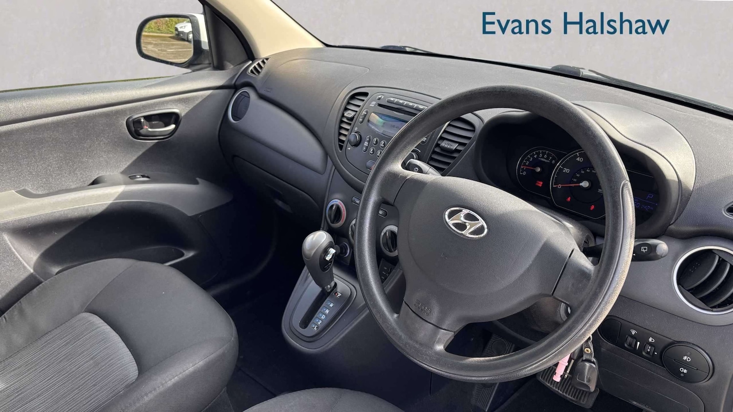 Used Hyundai i10 2013 for sale - 78052166: Photo 3