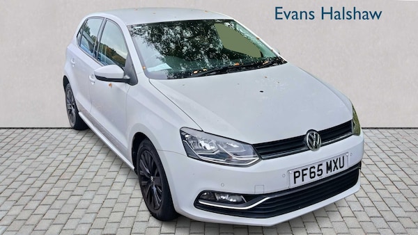 Used Volkswagen Polo 2016 for sale - 76262355: Photo 1