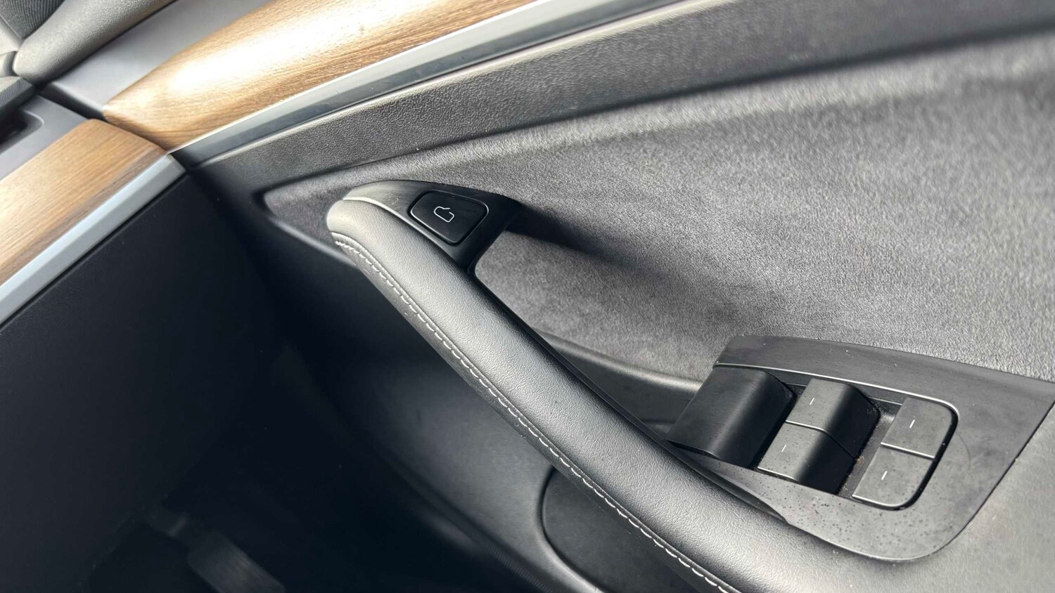 Used Tesla Model 3 2021 for sale - 77913970: Photo 18