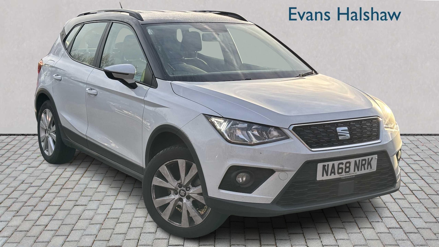 Used SEAT Arona for sale - 76916239: Photo 1