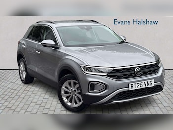 Used Volkswagen T-Roc 2025 for sale - 79339953: Photo