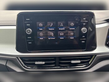 Used Volkswagen T-Roc 2025 for sale - 79339953: Photo
