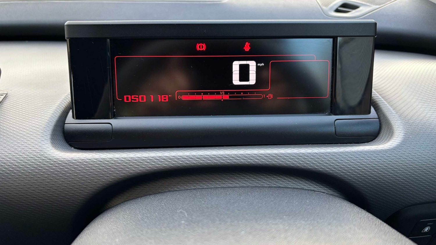 Used Citroen C4 Cactus 2016 for sale - 77628235: Photo 12