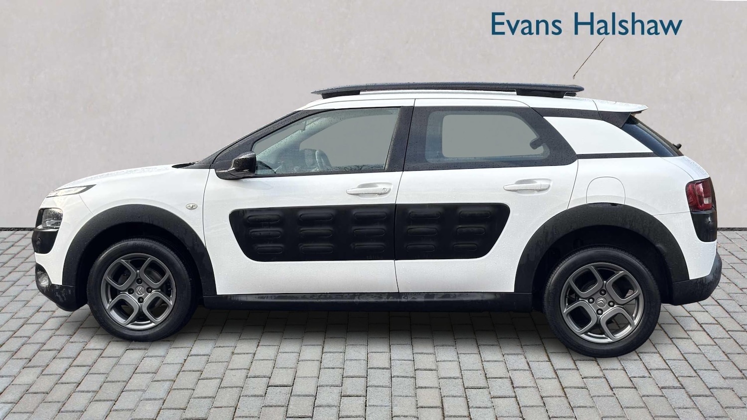 Used Citroen C4 Cactus 2016 for sale - 77628235: Photo 6