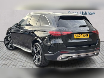 Used Mercedes-Benz GLC 2023 for sale - 77979577: Photo