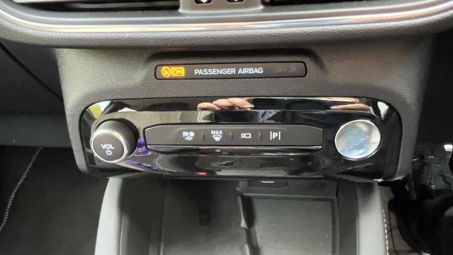 Used Ford Kuga 2024 for sale - 76088053: Photo 23