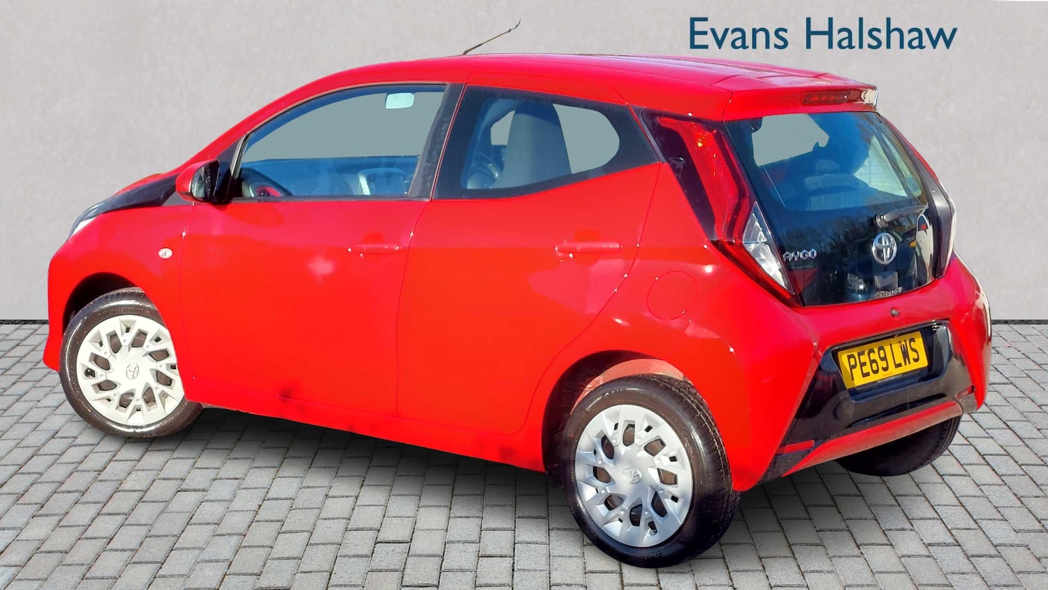 Used Toyota AYGO 2019 for sale - 76636808: Photo 5