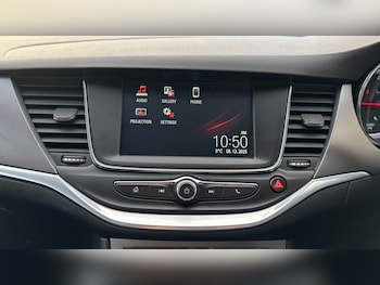 Used Vauxhall Astra 2017 for sale - 77032141: Photo