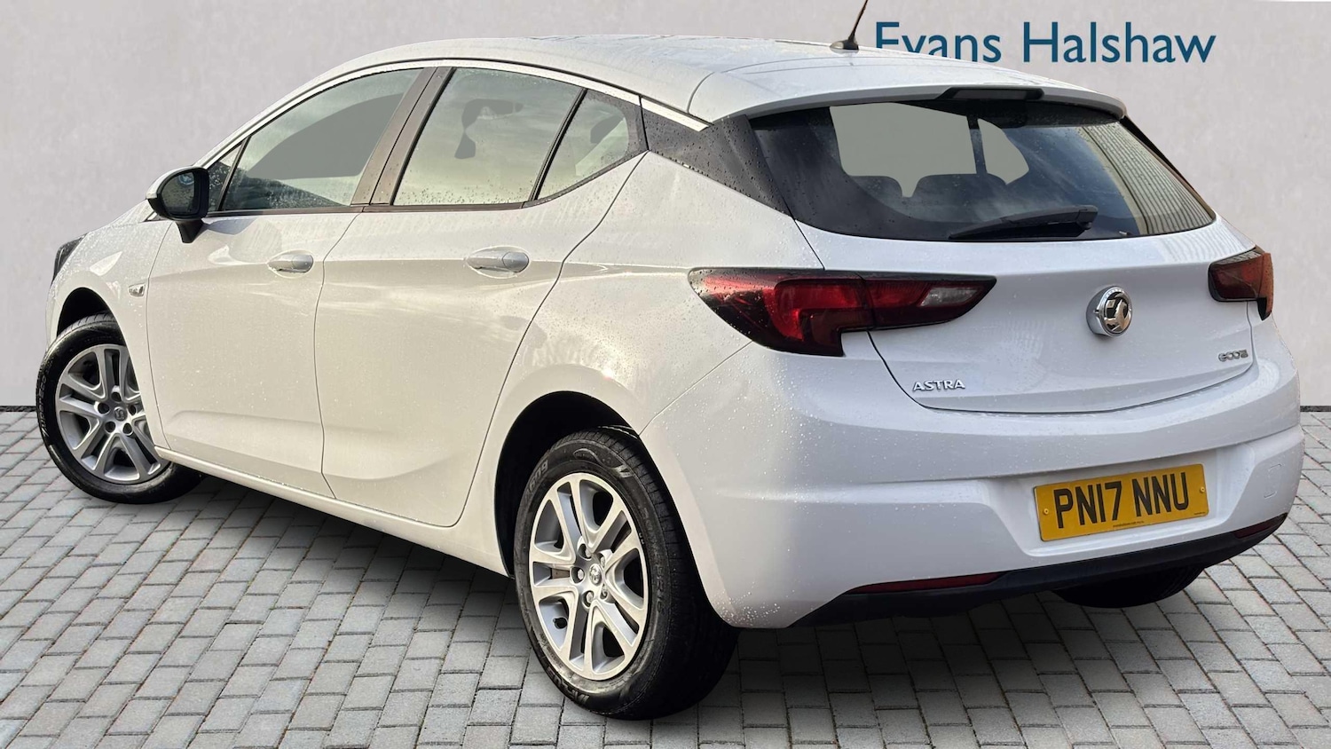 Used Vauxhall Astra 2017 for sale - 77032141: Photo 3