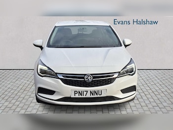 Used Vauxhall Astra 2017 for sale - 77032141: Photo