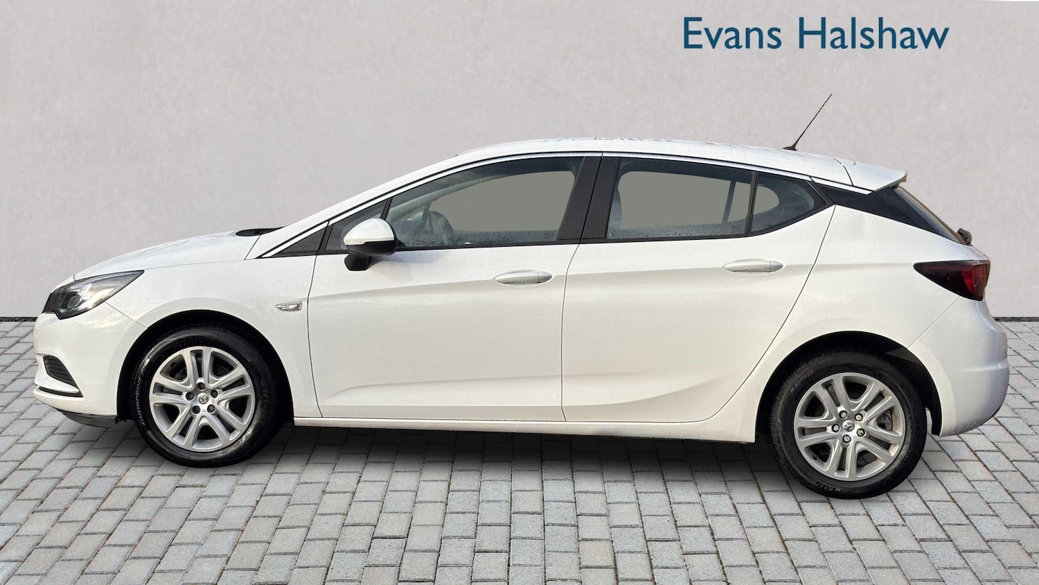 Used Vauxhall Astra 2017 for sale - 77032141: Photo 6