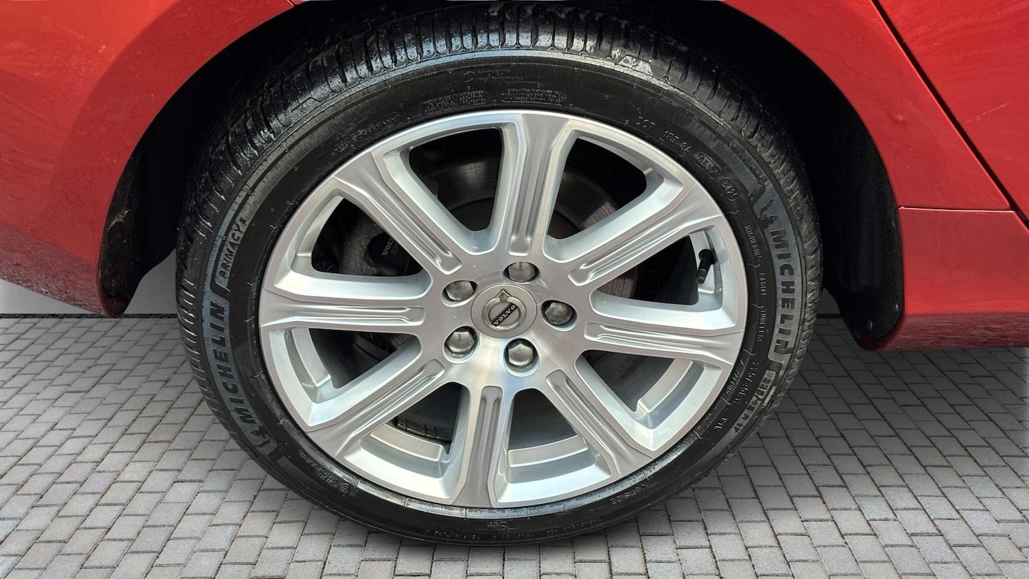 Used Volvo V40 2018 for sale - 76390745: Photo 8