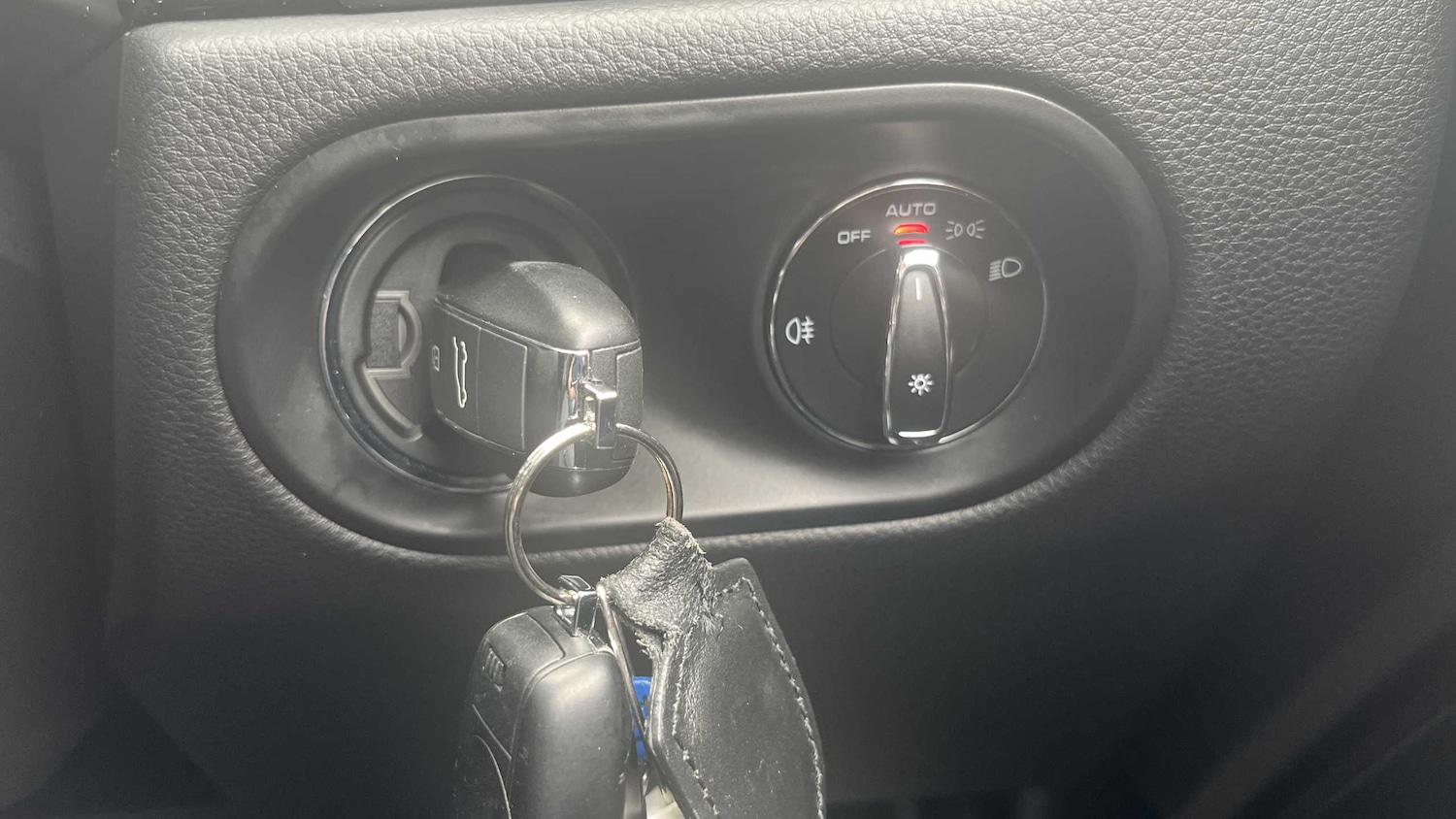 Used Porsche Macan 2019 for sale - 76156338: Photo 27