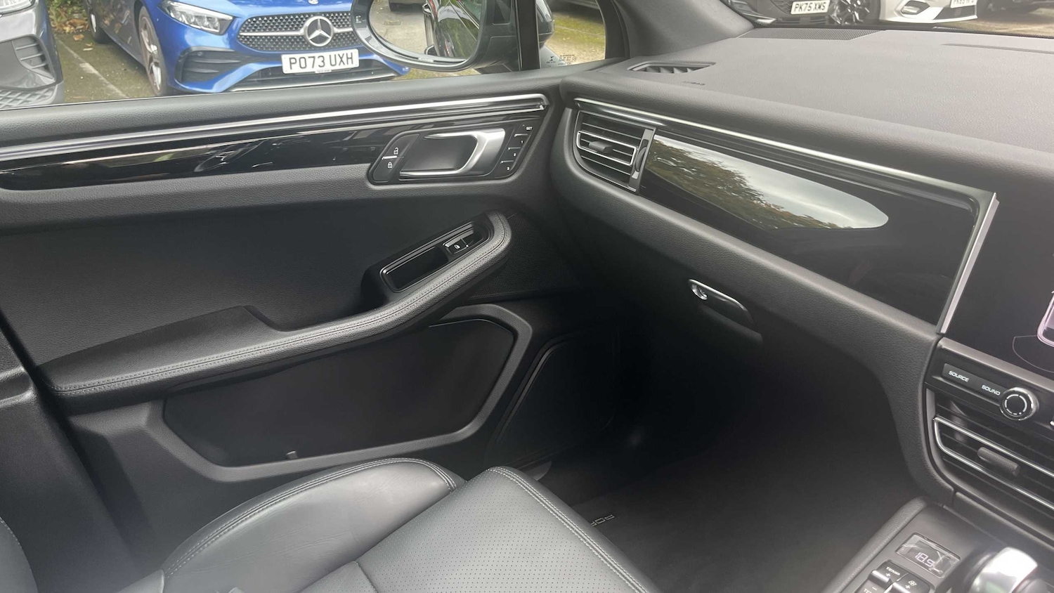 Used Porsche Macan 2019 for sale - 76156338: Photo 28