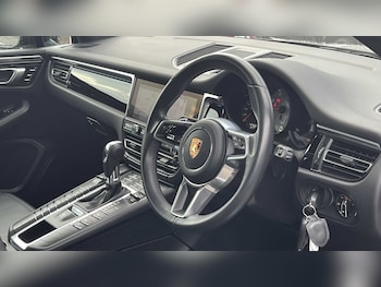 Used Porsche Macan 2019 for sale - 76156338: Photo 3