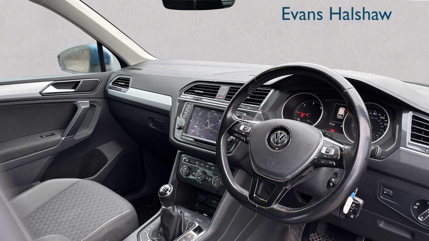 Used Volkswagen Tiguan 2016 for sale - 77083007: Photo 3