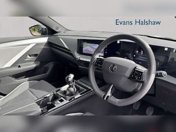 Used Vauxhall Astra 2025 for sale - 79702791: Photo