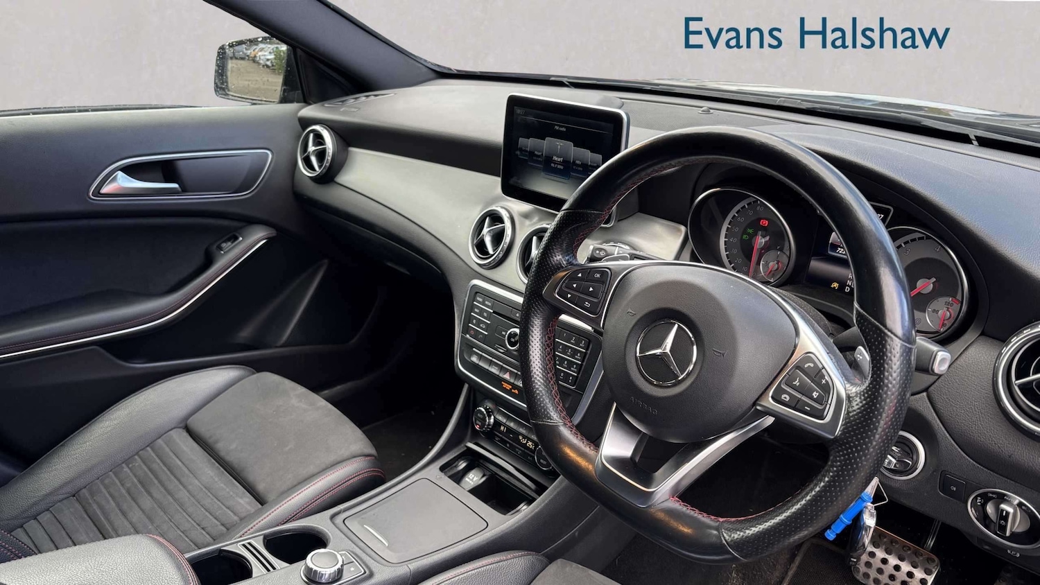 Used Mercedes-Benz GLA 2016 for sale - 78089810: Photo 3