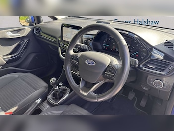 Used Ford Fiesta 2017 for sale - 78613907: Photo
