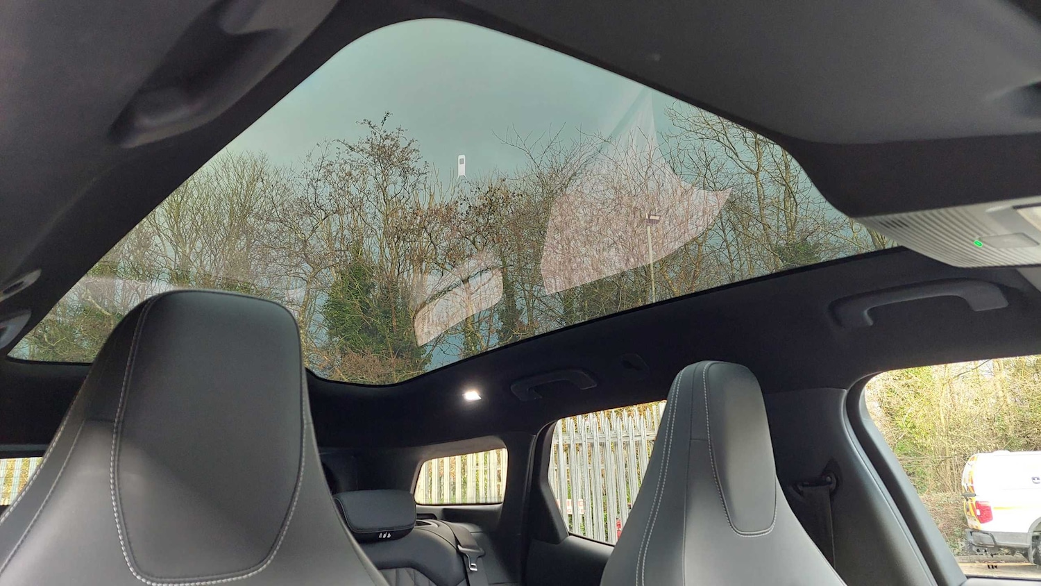 Used Ford Explorer 2025 for sale - 77414622: Photo 3