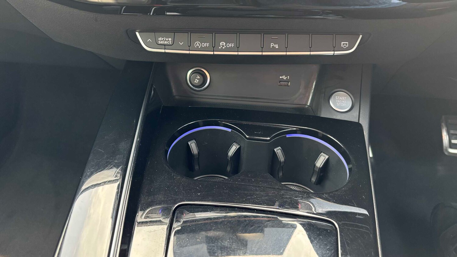 Used Audi A4 2021 for sale - 77787027: Photo 14