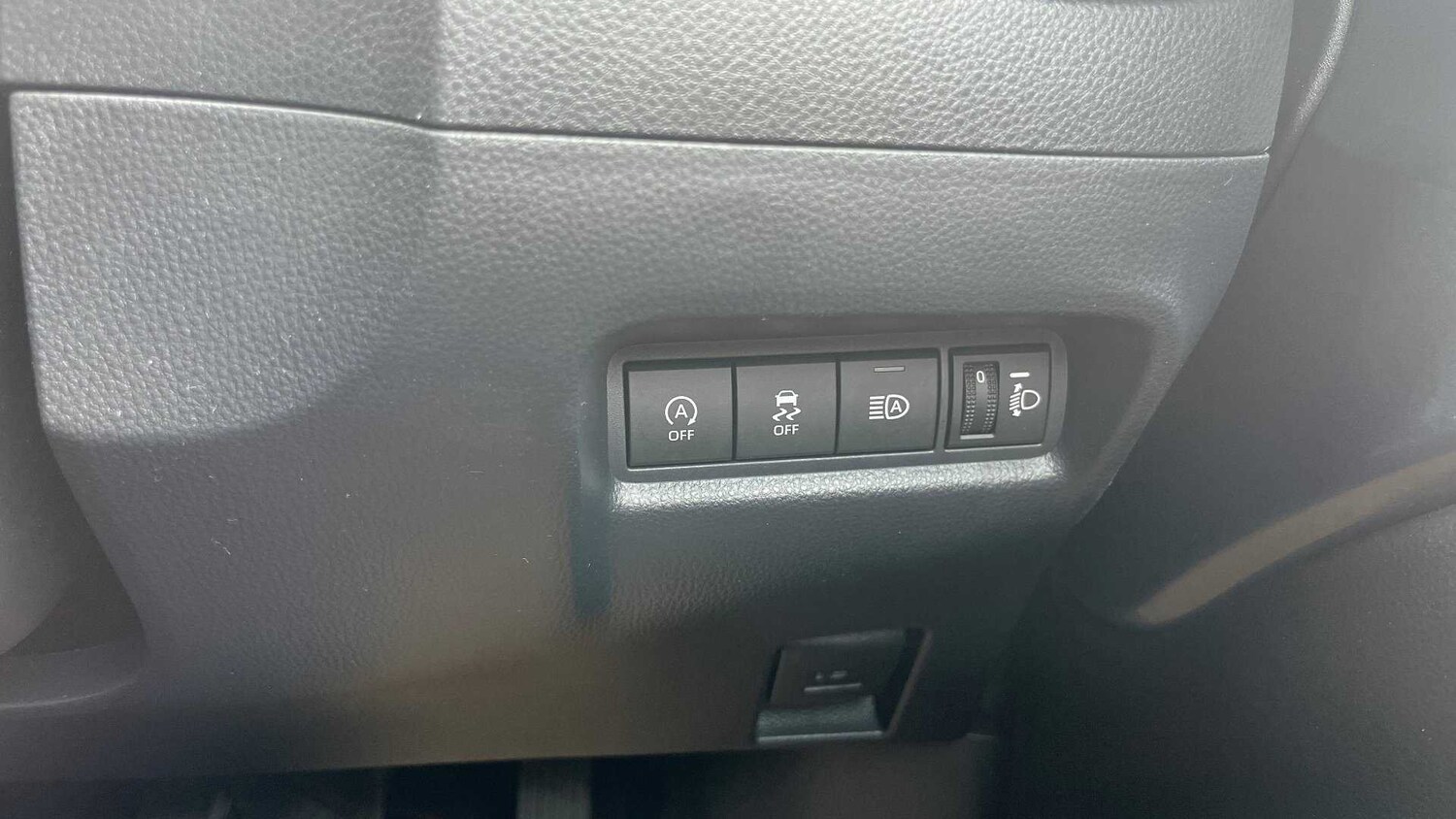 Vehicle 28
