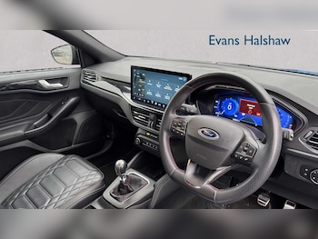 Used Ford Focus 2022 for sale - 77429111: Photo