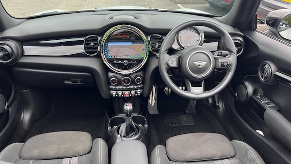 Used MINI Convertible 2022 for sale - 75530388: Photo 17