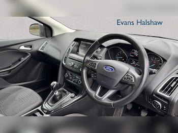 Used Ford Focus 2016 for sale - 77894469: Photo