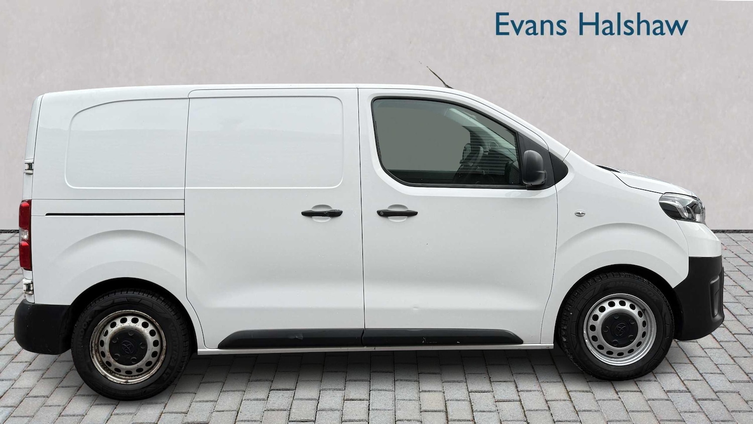 Used Toyota ProAce 2019 for sale - 76553181: Photo 2