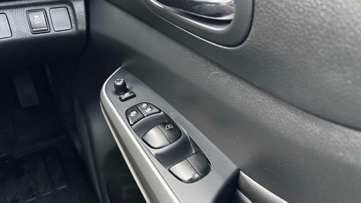 Used Nissan Navara 2021 for sale - 76746083: Photo 18