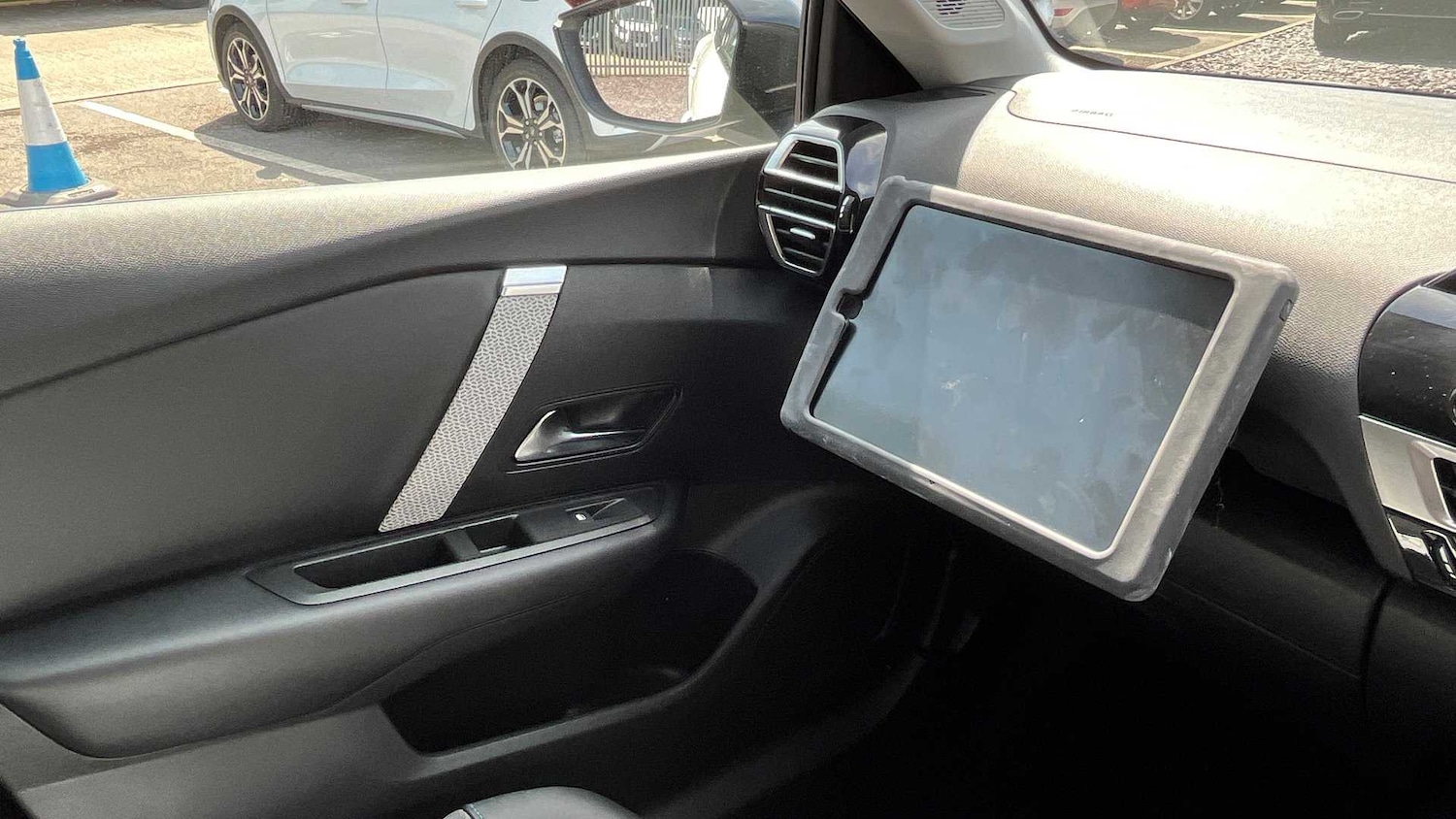 Vehicle 28