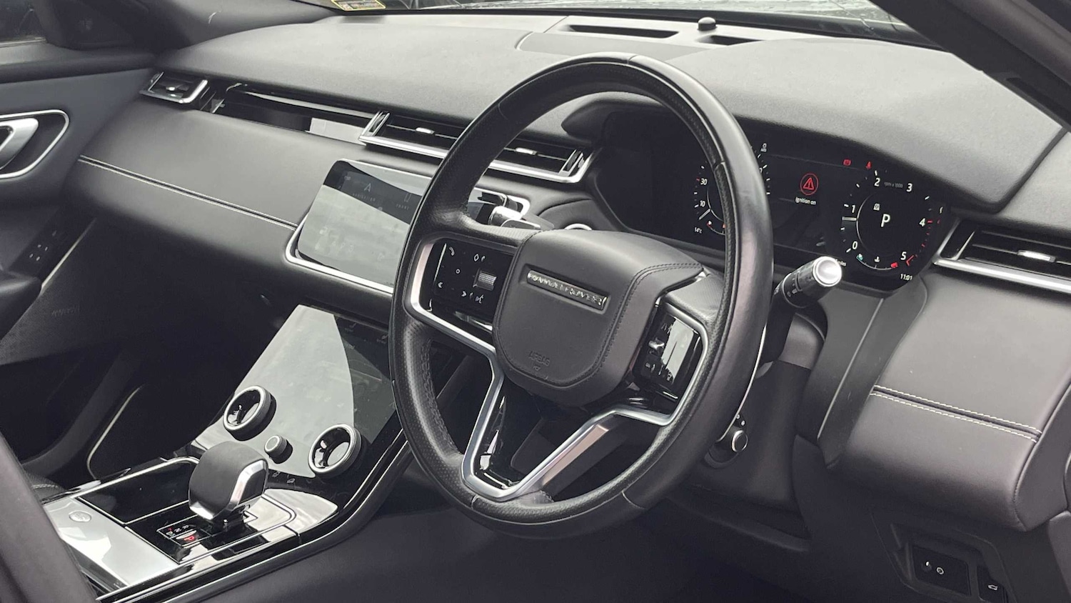 Used Land Rover Range Rover Velar 2021 for sale - 76205122: Photo 3