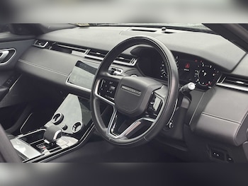 Used Land Rover Range Rover Velar 2021 for sale - 76205122: Photo 3
