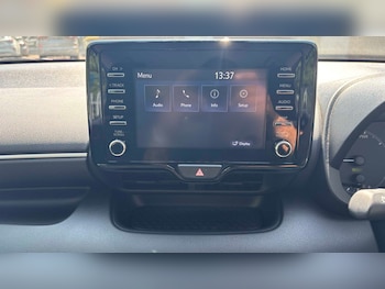 Used Toyota Yaris 2023 for sale - 79172680: Photo
