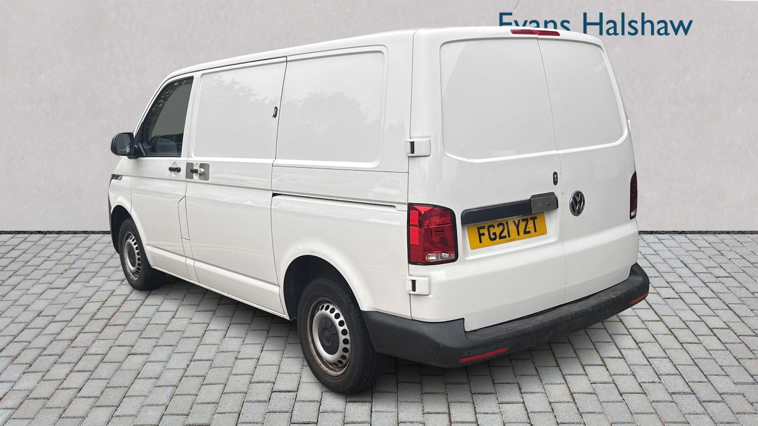 Used Volkswagen Transporter 2021 for sale - 76262402: Photo 4