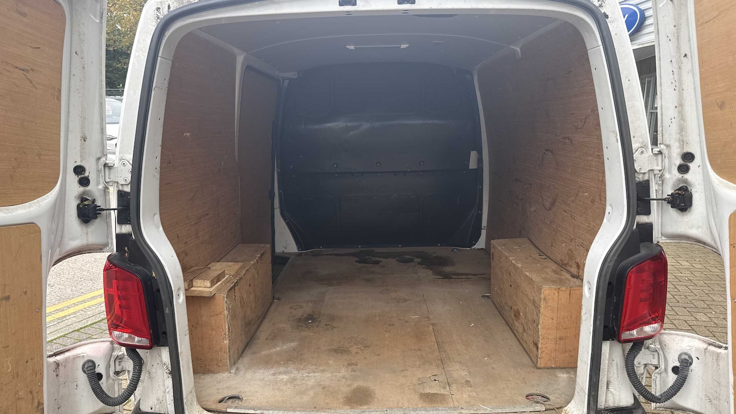 Used Volkswagen Transporter 2021 for sale - 76262402: Photo 6