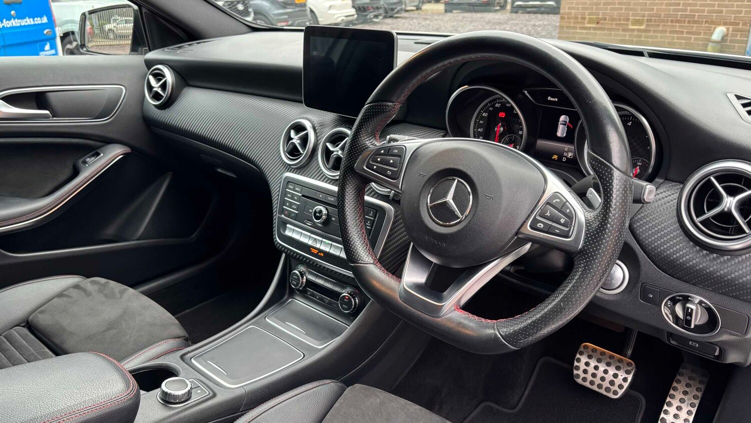 Used Mercedes-Benz A-Class 2017 for sale - 77740969: Photo 11