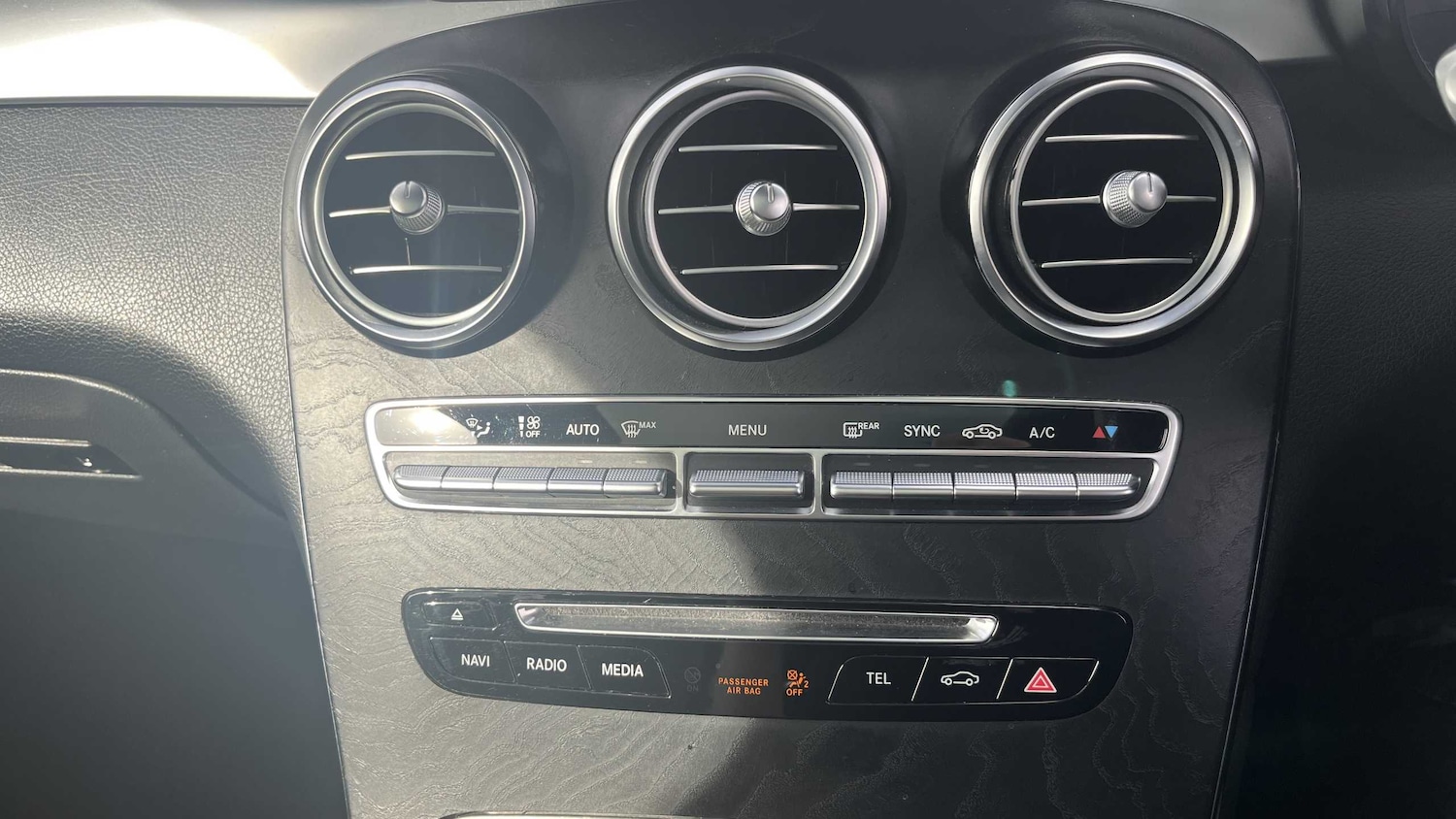 Used Mercedes-Benz GLC 2018 for sale - 75733260: Photo 21